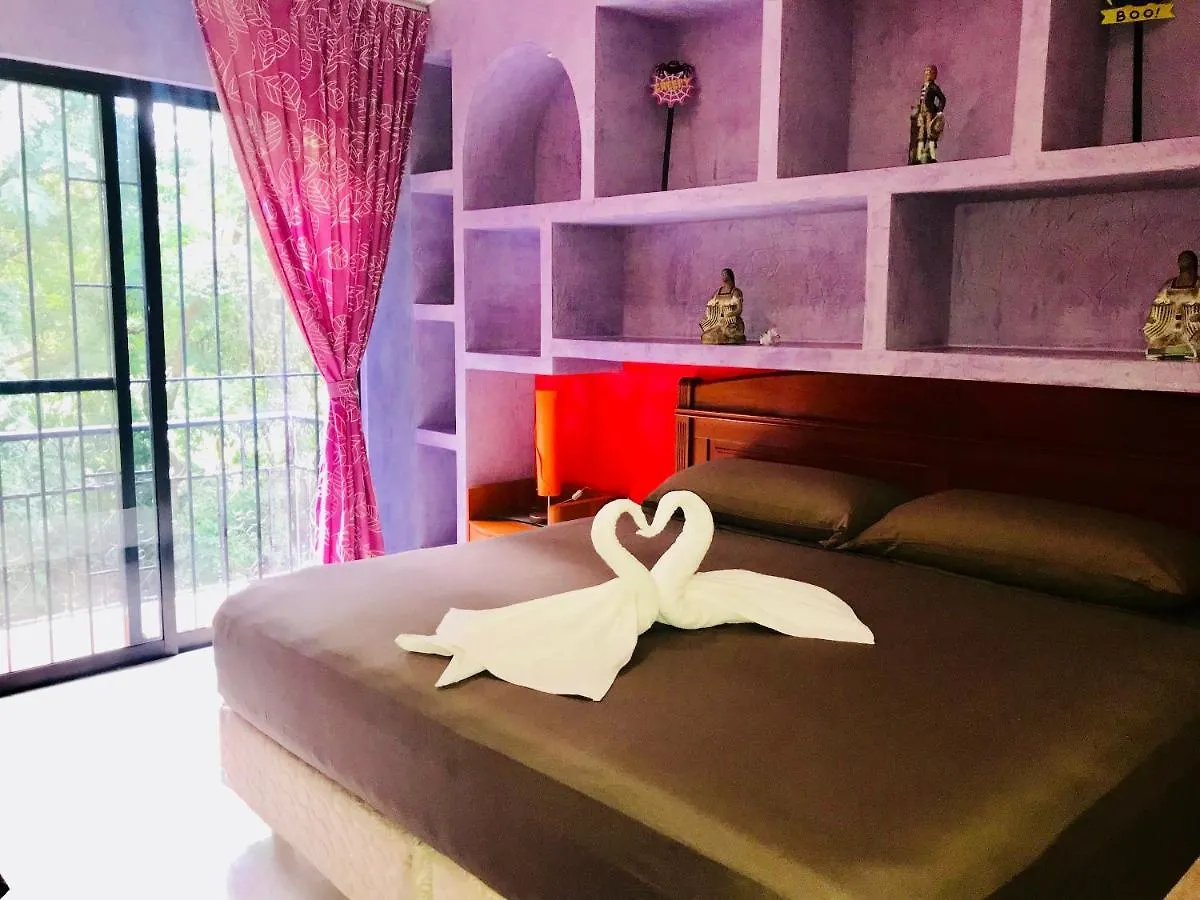 Sunrise Room In Stunning Villa Playacar Townhouse Stage 2 Playa del Carmen Guest house